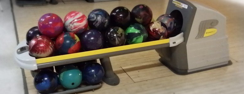 DV8 Poly Bowling Ball Reviews